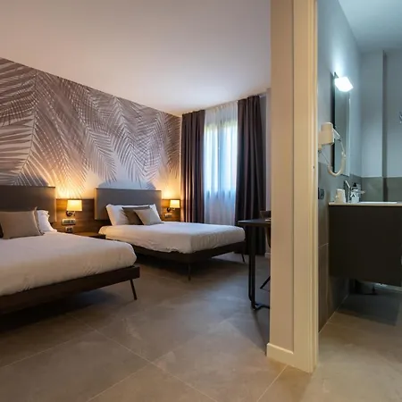 Ulivi Hotell 4*